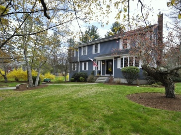 81 Amber Dr, East Bridgewater, Massachusetts, 6 Bedrooms Bedrooms, 14 Rooms Rooms,3.5 BathroomsBathrooms,Residential,For Sale,Amber Dr,73511513
