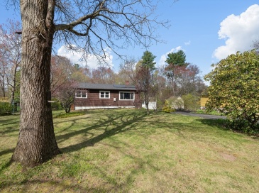 21 Warren Rd, Upton, Massachusetts, 3 Bedrooms Bedrooms, 3 Rooms Rooms,1.5 BathroomsBathrooms,Residential,For Sale,Warren Rd,73512799 21 Warren Rd, Upton, Massachusetts, 3 Bedrooms Bedrooms, 3 Rooms Rooms,1.5 BathroomsBathrooms,Residential,For Sale,Warren Rd,73512799