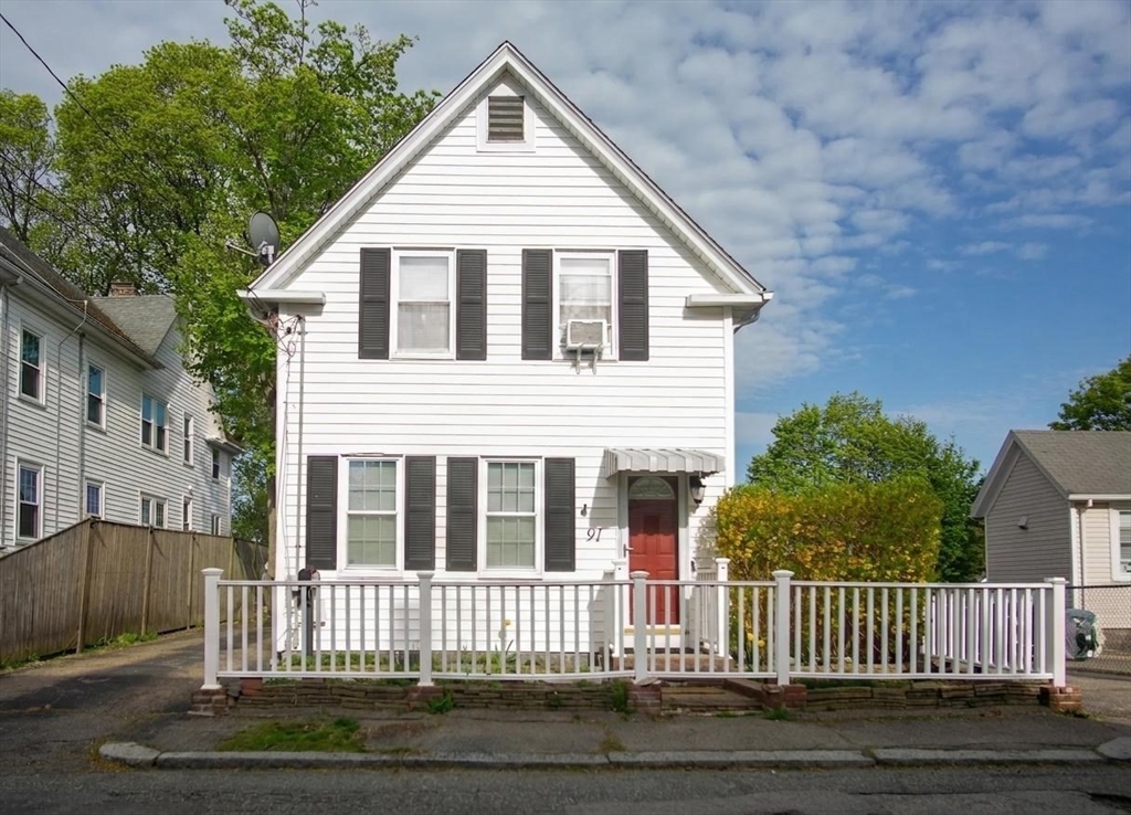 91 Quincy St, Quincy, Massachusetts, 1 Bedroom Bedrooms, 5 Rooms Rooms,1 BathroomBathrooms,Residential Lease,For Rent,Quincy St,73523194