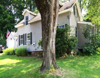 41 Worcester Street, Grafton, Massachusetts, 3 Bedrooms Bedrooms, 6 Rooms Rooms,1 BathroomBathrooms,Residential,For Sale,Worcester Street,73543247