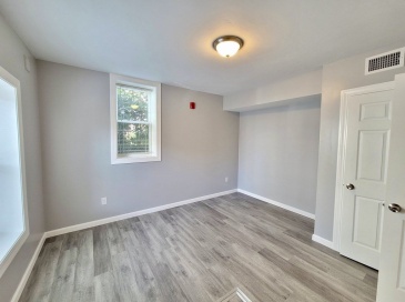 527 Charles St, Providence, Rhode Island, 1 Bedroom Bedrooms, 2 Rooms Rooms,1 BathroomBathrooms,Residential Lease,For Rent,Charles St,73543251