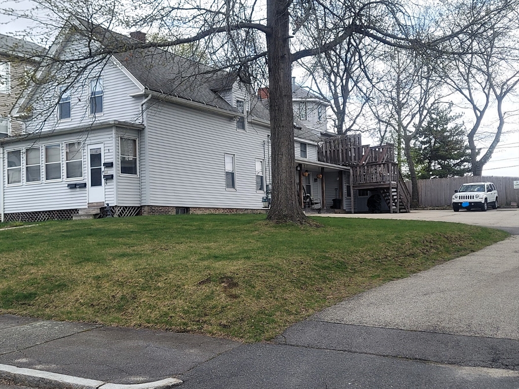 6 Buffum St, Worcester, Massachusetts, 6 Bedrooms Bedrooms, 17 Rooms Rooms,4 BathroomsBathrooms,Residential Income,For Sale,Buffum St,73543226
