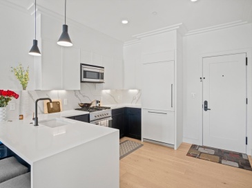 50 Leo Birmingham Pkwy, Boston, Massachusetts, 1 Bedroom Bedrooms, 3 Rooms Rooms,1 BathroomBathrooms,Residential Lease,For Rent,Leo Birmingham Pkwy,73543366