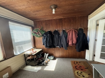 31 Weston, Waltham, Massachusetts, 2 Bedrooms Bedrooms, 4 Rooms Rooms,1 BathroomBathrooms,Residential Lease,For Rent,Weston,73543296 31 Weston, Waltham, Massachusetts, 2 Bedrooms Bedrooms, 4 Rooms Rooms,1 BathroomBathrooms,Residential Lease,For Rent,Weston,73543296