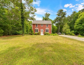 103 John Ewer Rd, Sandwich, Massachusetts, 3 Bedrooms Bedrooms, 6 Rooms Rooms,2 BathroomsBathrooms,Residential,For Sale,John Ewer Rd,73543306