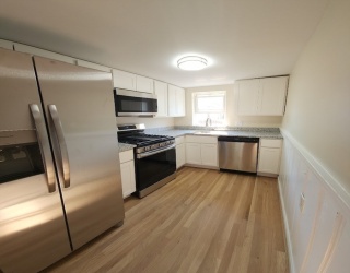 82-84 Sea St., Weymouth, Massachusetts, 4 Bedrooms Bedrooms, 8 Rooms Rooms,1 BathroomBathrooms,Residential Lease,For Rent,Sea St.,73543327