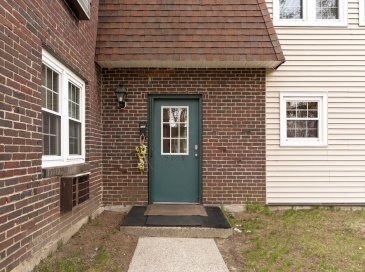 180 Main St, Bridgewater, Massachusetts, 2 Bedrooms Bedrooms, 5 Rooms Rooms,1.5 BathroomsBathrooms,Residential Lease,For Rent,Main St,73543326 180 Main St, Bridgewater, Massachusetts, 2 Bedrooms Bedrooms, 5 Rooms Rooms,1.5 BathroomsBathrooms,Residential Lease,For Rent,Main St,73543326