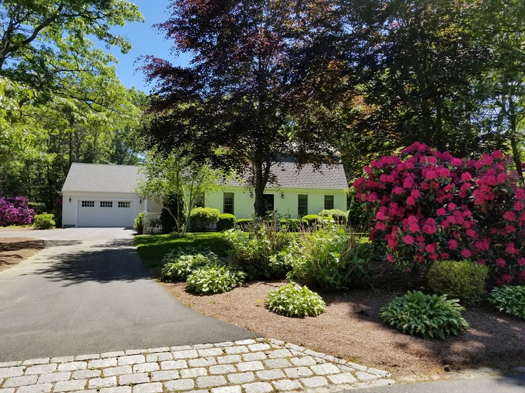 85 Clamshell Cove Rd, Barnstable, Massachusetts, 3 Bedrooms Bedrooms, 5 Rooms Rooms,3 BathroomsBathrooms,Residential,For Sale,Clamshell Cove Rd,73469789