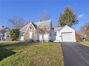 7 Lakeside Drive, Dudley, Massachusetts, 3 Bedrooms Bedrooms, 6 Rooms Rooms,2 BathroomsBathrooms,Residential,For Sale,Lakeside Drive,73502279 7 Lakeside Drive, Dudley, Massachusetts, 3 Bedrooms Bedrooms, 6 Rooms Rooms,2 BathroomsBathrooms,Residential,For Sale,Lakeside Drive,73502279