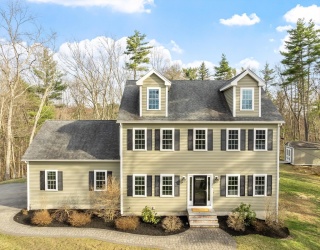 149 Long Hill Rd, Bolton, Massachusetts, 4 Bedrooms Bedrooms, 8 Rooms Rooms,2.5 BathroomsBathrooms,Residential,For Sale,Long Hill Rd,73502771