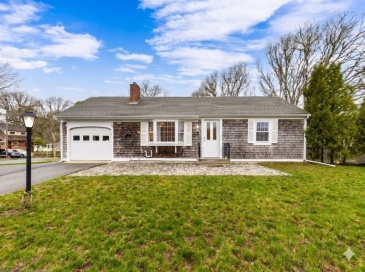 28 Merganser Ln, Yarmouth, Massachusetts, 2 Bedrooms Bedrooms, 6 Rooms Rooms,2.5 BathroomsBathrooms,Residential,For Sale,Merganser Ln,73504539