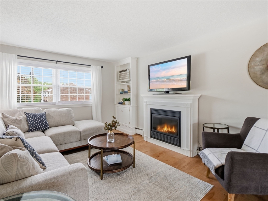 80 B Washington Park Dr, Andover, Massachusetts, 2 Bedrooms Bedrooms, 4 Rooms Rooms,1 BathroomBathrooms,Residential,For Sale,B Washington Park Dr,73526511