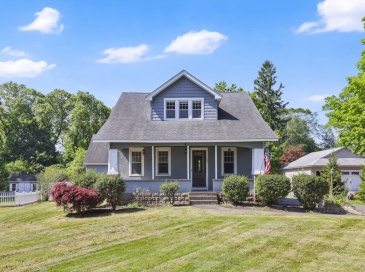543 Amostown Road, West Springfield, Massachusetts, 3 Bedrooms Bedrooms, 7 Rooms Rooms,1.5 BathroomsBathrooms,Residential,For Sale,Amostown Road,73521849
