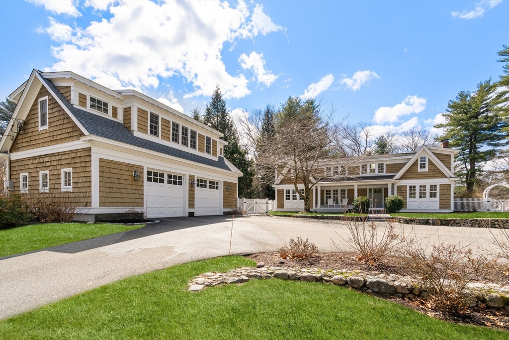 48 Sunset Rd, Weston, Massachusetts, 5 Bedrooms Bedrooms, 10 Rooms Rooms,4 BathroomsBathrooms,Residential,For Sale,Sunset Rd,73491547