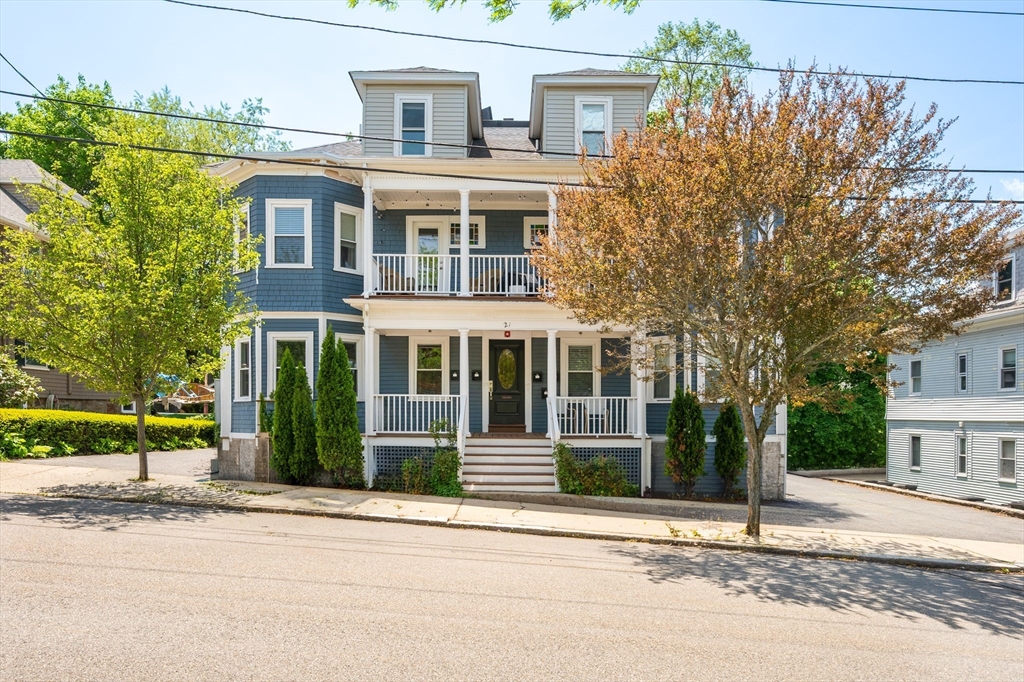 21 Whitney Ave, Beverly, Massachusetts, 3 Bedrooms Bedrooms, 5 Rooms Rooms,2 BathroomsBathrooms,Residential,For Sale,Whitney Ave,73523881