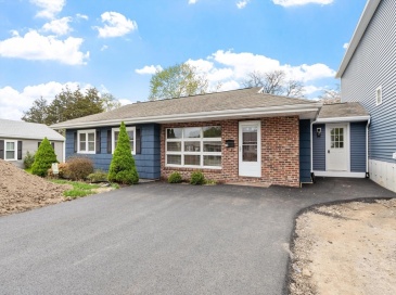 20 Greystone Ave, Haverhill, Massachusetts, 4 Bedrooms Bedrooms, 6 Rooms Rooms,1 BathroomBathrooms,Residential,For Sale,Greystone Ave,73514776 20 Greystone Ave, Haverhill, Massachusetts, 4 Bedrooms Bedrooms, 6 Rooms Rooms,1 BathroomBathrooms,Residential,For Sale,Greystone Ave,73514776