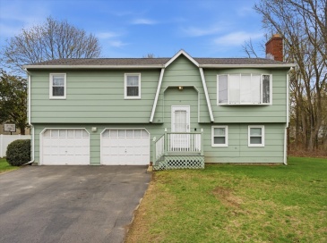 21 Newhill Rd, Methuen, Massachusetts, 3 Bedrooms Bedrooms, 6 Rooms Rooms,1.5 BathroomsBathrooms,Residential,For Sale,Newhill Rd,73504669 21 Newhill Rd, Methuen, Massachusetts, 3 Bedrooms Bedrooms, 6 Rooms Rooms,1.5 BathroomsBathrooms,Residential,For Sale,Newhill Rd,73504669