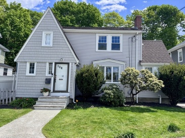 12 Palmer Ave, Saugus, Massachusetts, 3 Bedrooms Bedrooms, 7 Rooms Rooms,1.5 BathroomsBathrooms,Residential,For Sale,Palmer Ave,73517561
