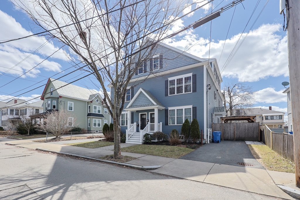 17 Washington Avenue, Waltham, Massachusetts, 4 Bedrooms Bedrooms, 7 Rooms Rooms,2 BathroomsBathrooms,Residential,For Sale,Washington Avenue,73497669