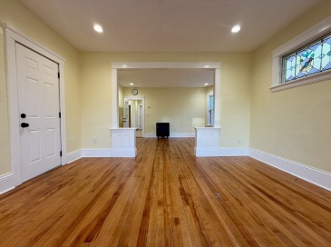 94 Lovell Street, Worcester, Massachusetts, 3 Bedrooms Bedrooms, 6 Rooms Rooms,1 BathroomBathrooms,Residential Lease,For Rent,Lovell Street,73474864