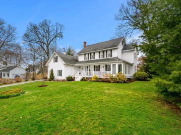21 Windward Drive, Newburyport, Massachusetts, 5 Bedrooms Bedrooms, 11 Rooms Rooms,3 BathroomsBathrooms,Residential,For Sale,Windward Drive,73497732 21 Windward Drive, Newburyport, Massachusetts, 5 Bedrooms Bedrooms, 11 Rooms Rooms,3 BathroomsBathrooms,Residential,For Sale,Windward Drive,73497732