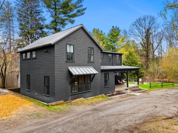 8R Rolfes Ln, Newbury, Massachusetts, 3 Bedrooms Bedrooms, 7 Rooms Rooms,2.5 BathroomsBathrooms,Residential,For Sale,Rolfes Ln,73509677 8R Rolfes Ln, Newbury, Massachusetts, 3 Bedrooms Bedrooms, 7 Rooms Rooms,2.5 BathroomsBathrooms,Residential,For Sale,Rolfes Ln,73509677