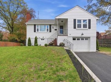 222 Park Street, Stoneham, Massachusetts, 3 Bedrooms Bedrooms, 6 Rooms Rooms,1 BathroomBathrooms,Residential,For Sale,Park Street,73517616 222 Park Street, Stoneham, Massachusetts, 3 Bedrooms Bedrooms, 6 Rooms Rooms,1 BathroomBathrooms,Residential,For Sale,Park Street,73517616