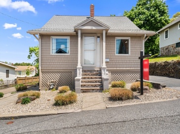 28 Hillcrest Rd, Braintree, Massachusetts, 3 Bedrooms Bedrooms, 6 Rooms Rooms,1 BathroomBathrooms,Residential,For Sale,Hillcrest Rd,73522404