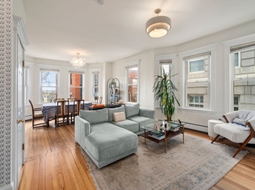 6-8 Bartlett St, Boston, Massachusetts, 2 Bedrooms Bedrooms, 5 Rooms Rooms,1 BathroomBathrooms,Residential,For Sale,Bartlett St,73512528 6-8 Bartlett St, Boston, Massachusetts, 2 Bedrooms Bedrooms, 5 Rooms Rooms,1 BathroomBathrooms,Residential,For Sale,Bartlett St,73512528