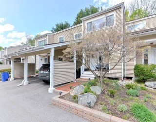 144 Pleasant St, Walpole, Massachusetts, 3 Bedrooms Bedrooms, 5 Rooms Rooms,2.5 BathroomsBathrooms,Residential,For Sale,Pleasant St,73501460
