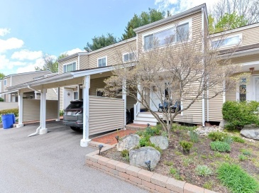 144 Pleasant St, Walpole, Massachusetts, 3 Bedrooms Bedrooms, 5 Rooms Rooms,2.5 BathroomsBathrooms,Residential,For Sale,Pleasant St,73501460