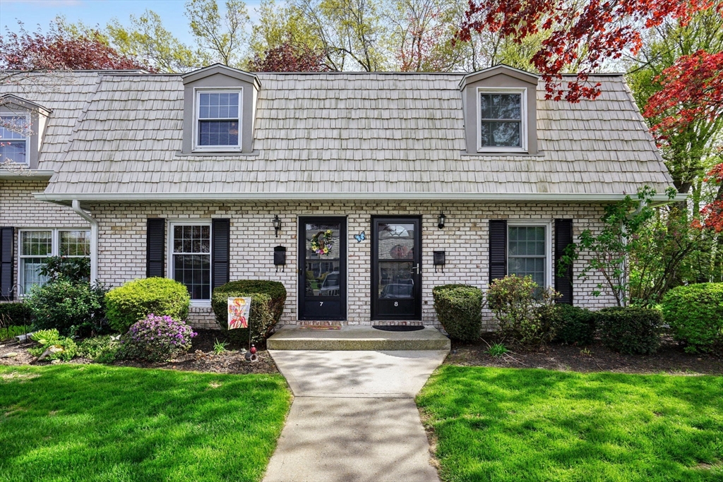 7 Plantation Dr, Agawam, Massachusetts, 2 Bedrooms Bedrooms, 5 Rooms Rooms,1.5 BathroomsBathrooms,Residential,For Sale,Plantation Dr,73503156
