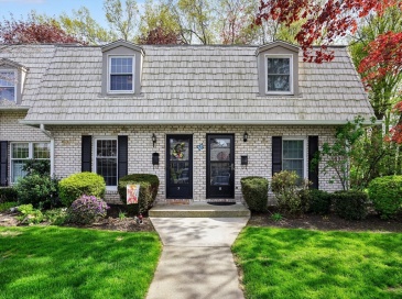 7 Plantation Dr, Agawam, Massachusetts, 2 Bedrooms Bedrooms, 5 Rooms Rooms,1.5 BathroomsBathrooms,Residential,For Sale,Plantation Dr,73503156
