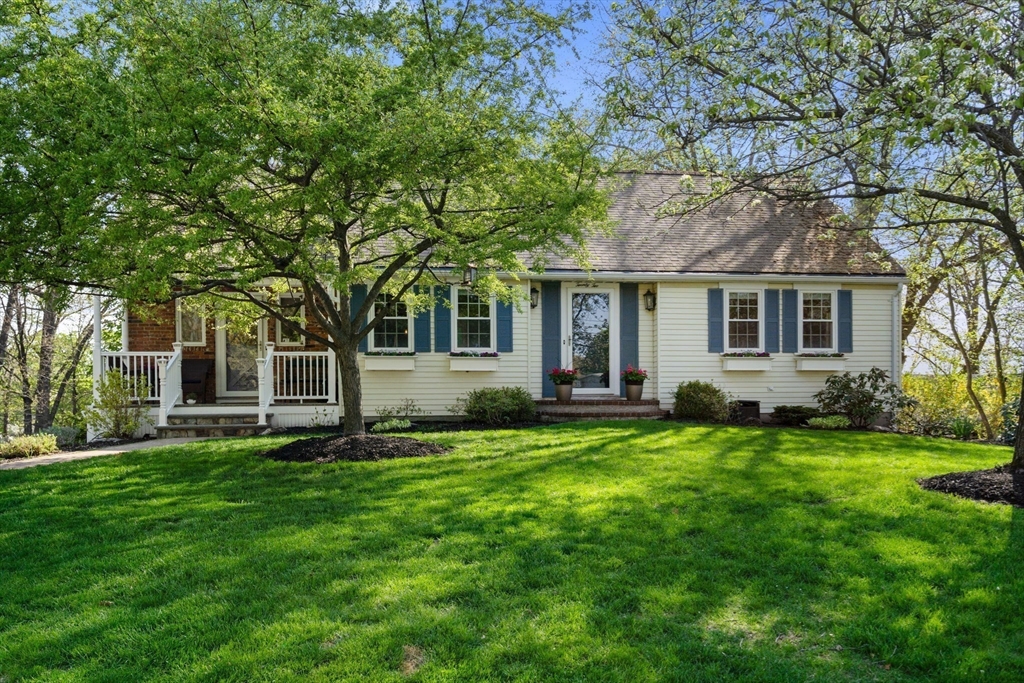 22 Crest Rd, Framingham, Massachusetts, 3 Bedrooms Bedrooms, 6 Rooms Rooms,2.5 BathroomsBathrooms,Residential,For Sale,Crest Rd,73513803