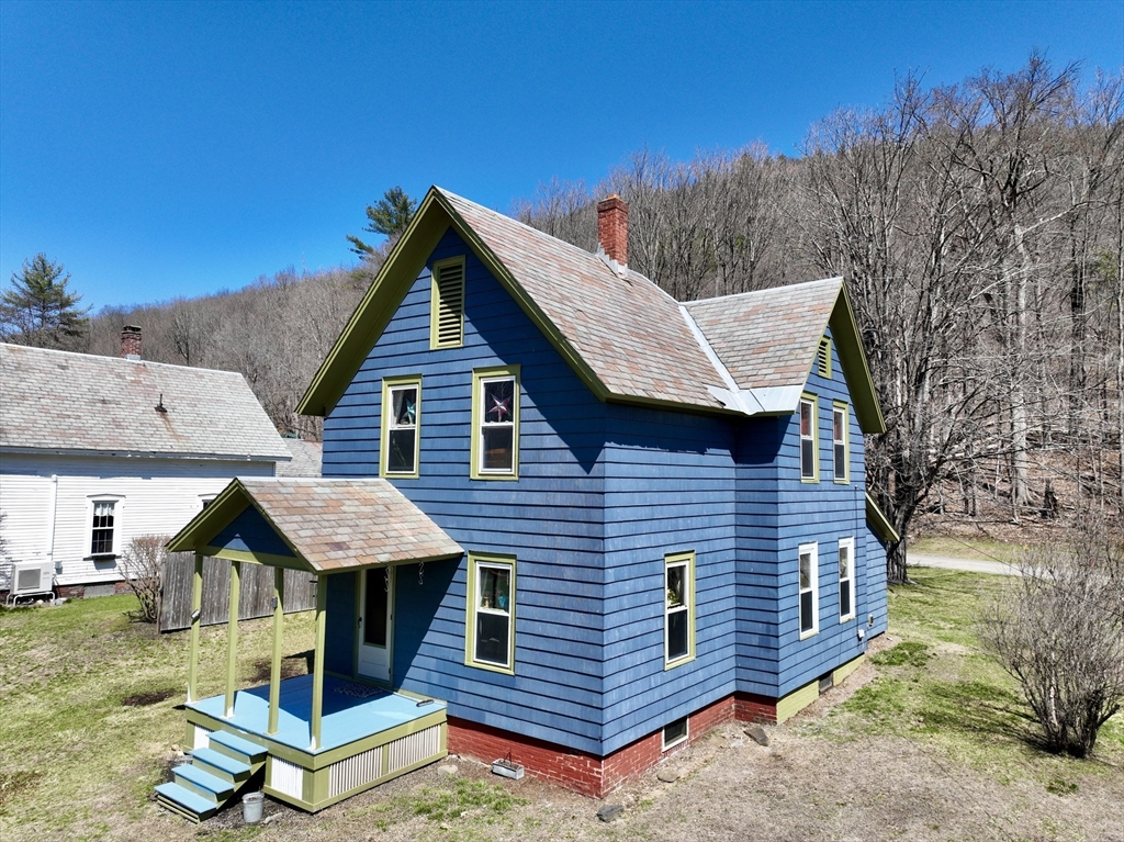13 Griswoldville St, Colrain, Massachusetts, 3 Bedrooms Bedrooms, 6 Rooms Rooms,1 BathroomBathrooms,Residential,For Sale,Griswoldville St,73502546