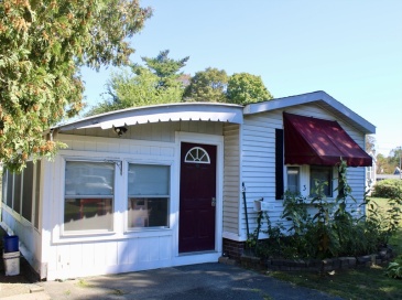 75 South Street, Bernardston, Massachusetts, 2 Bedrooms Bedrooms, 5 Rooms Rooms,1 BathroomBathrooms,Residential,For Sale,South Street,73434660