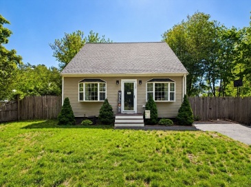 268 Meadow Street, Carver, Massachusetts, 3 Bedrooms Bedrooms, 6 Rooms Rooms,2 BathroomsBathrooms,Residential,For Sale,Meadow Street,73526991