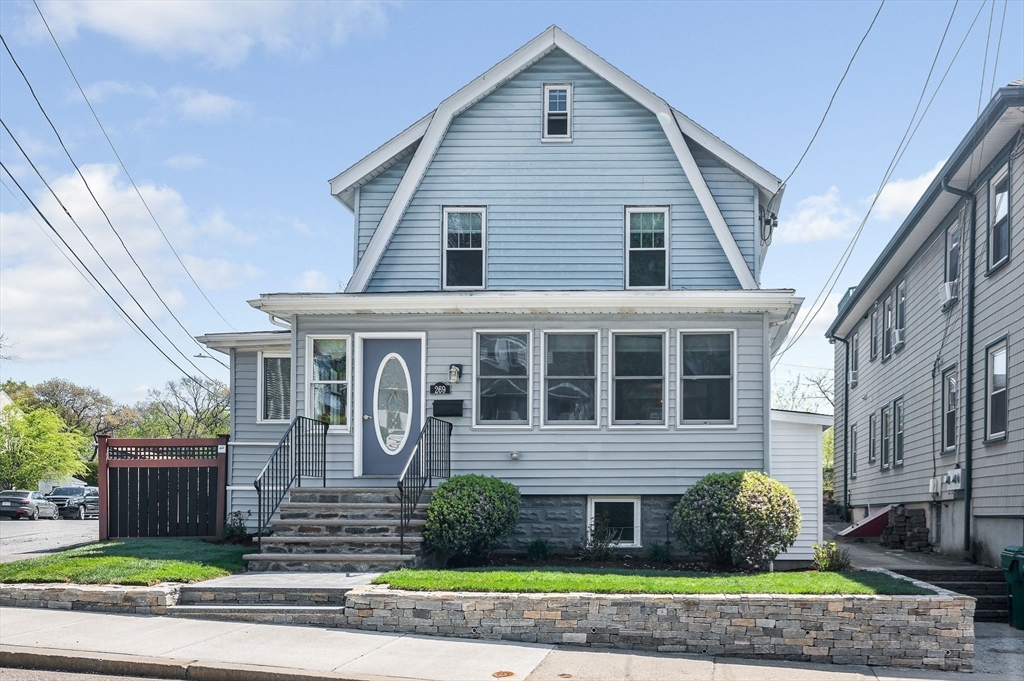269 Fulton St, Medford, Massachusetts, 3 Bedrooms Bedrooms, 7 Rooms Rooms,1 BathroomBathrooms,Residential,For Sale,Fulton St,73513141