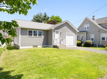 44 White St, Chicopee, Massachusetts, 3 Bedrooms Bedrooms, 5 Rooms Rooms,1 BathroomBathrooms,Residential,For Sale,White St,73520760