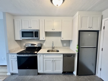 97 Spring Street, Boston, Massachusetts, 2 Bedrooms Bedrooms, 4 Rooms Rooms,1 BathroomBathrooms,Residential Lease,For Rent,Spring Street,73528741