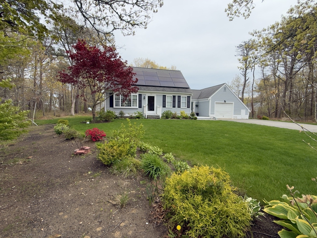 184 Whitehall Way, Barnstable, Massachusetts, 3 Bedrooms Bedrooms, 6 Rooms Rooms,2 BathroomsBathrooms,Residential,For Sale,Whitehall Way,73519821