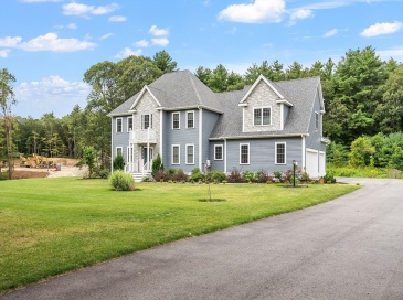 27 Spring Road, Westborough, Massachusetts, 4 Bedrooms Bedrooms, 10 Rooms Rooms,3 BathroomsBathrooms,Residential Lease,For Rent,Spring Road,73530783