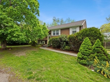 273 W Chestnut St, Brockton, Massachusetts, 3 Bedrooms Bedrooms, 7 Rooms Rooms,2 BathroomsBathrooms,Residential,For Sale,W Chestnut St,73517321