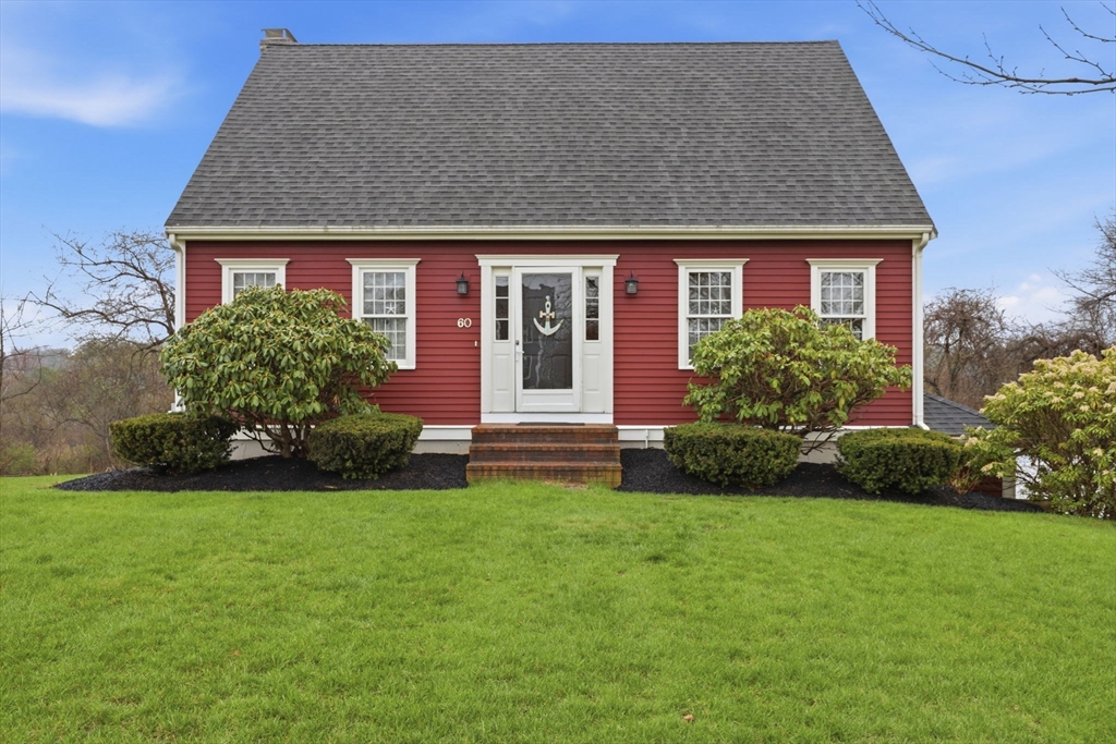60 Old Farm Rd., Bridgewater, Massachusetts, 3 Bedrooms Bedrooms, 7 Rooms Rooms,1.5 BathroomsBathrooms,Residential,For Sale,Old Farm Rd.,73504324
