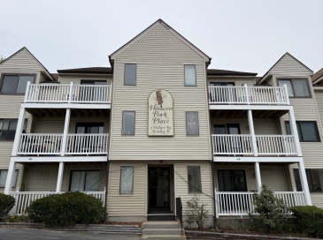 11 Hulbert Rd, Worcester, Massachusetts, 2 Bedrooms Bedrooms, 5 Rooms Rooms,1 BathroomBathrooms,Residential Lease,For Rent,Hulbert Rd,73514235 11 Hulbert Rd, Worcester, Massachusetts, 2 Bedrooms Bedrooms, 5 Rooms Rooms,1 BathroomBathrooms,Residential Lease,For Rent,Hulbert Rd,73514235