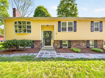 31 Elm Street, Acton, Massachusetts, 3 Bedrooms Bedrooms, 8 Rooms Rooms,2.5 BathroomsBathrooms,Residential,For Sale,Elm Street,73518469 31 Elm Street, Acton, Massachusetts, 3 Bedrooms Bedrooms, 8 Rooms Rooms,2.5 BathroomsBathrooms,Residential,For Sale,Elm Street,73518469