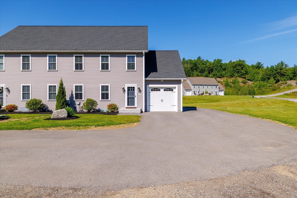 2 Tandem Dr, Westminster, Massachusetts, 4 Bedrooms Bedrooms, 6 Rooms Rooms,2.5 BathroomsBathrooms,Residential,For Sale,Tandem Dr,73529026