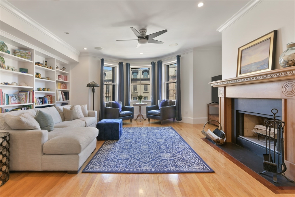 249 Beacon St, Boston, Massachusetts, 2 Bedrooms Bedrooms, 5 Rooms Rooms,2.5 BathroomsBathrooms,Residential,For Sale,Beacon St,73513210
