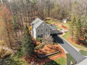 40 Longwood Dr, Lunenburg, Massachusetts, 4 Bedrooms Bedrooms, 7 Rooms Rooms,2.5 BathroomsBathrooms,Residential,For Sale,Longwood Dr,73510674