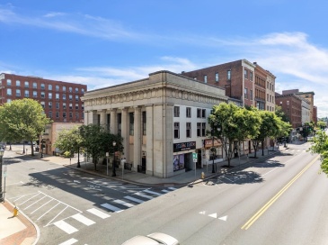1675 Main St, Springfield, Massachusetts, ,Commercial Lease,For Rent,Main St,73543513